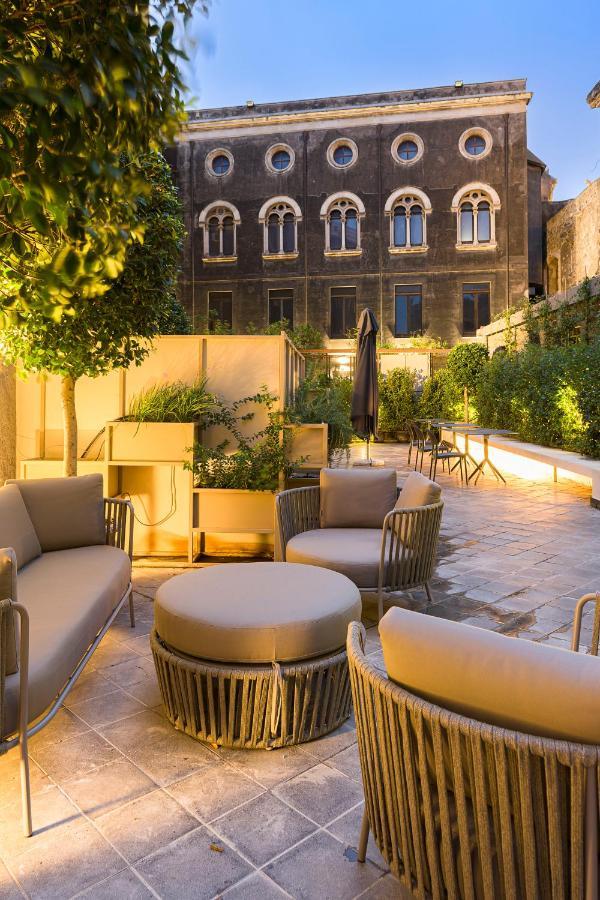 Bastio Private Suites Катания Экстерьер фото